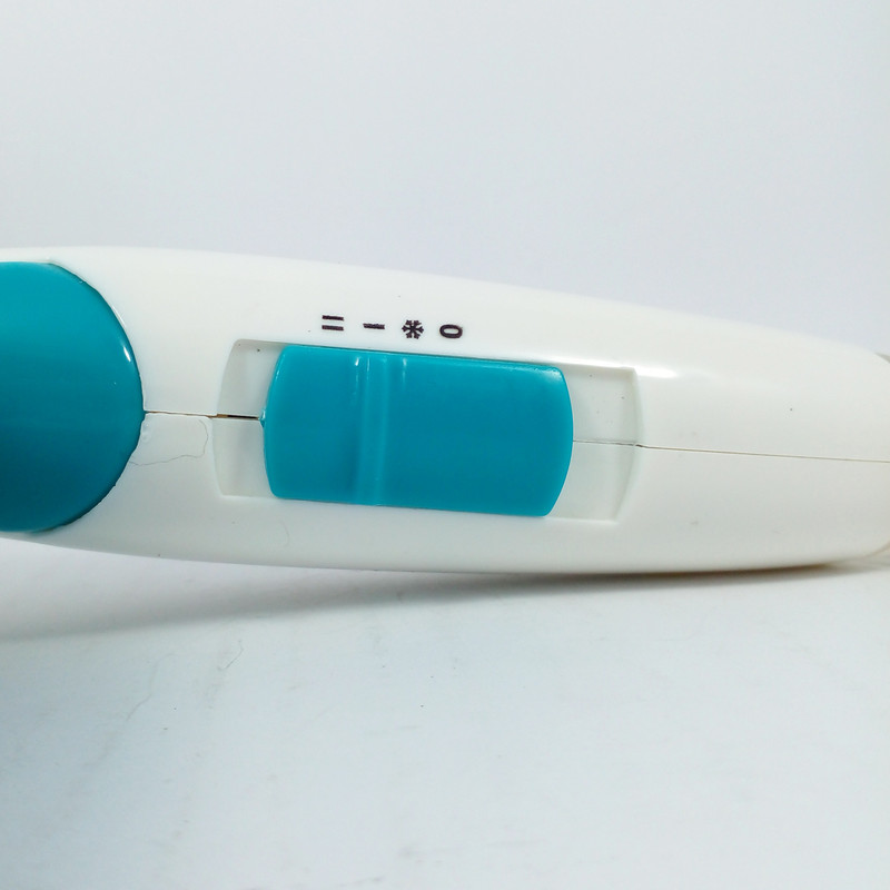 سشوار مدل PA-9908 سشوار مدل PA-9908