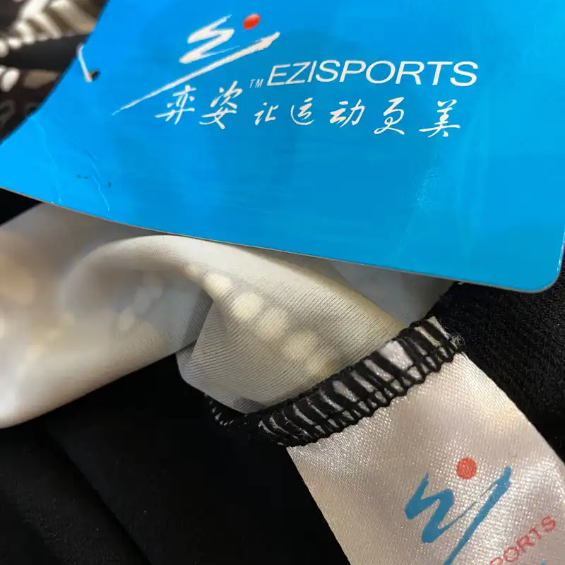 مایو زنانه ای زد آی اسپورتس مدل MF257