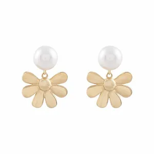 گوشواره طلا 18 عیار زرلوکس کد on-52
