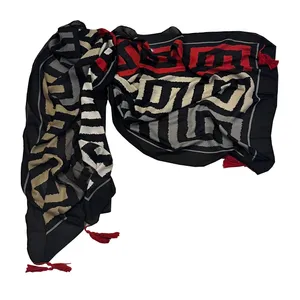 شال زنانه مدل منگوله دار