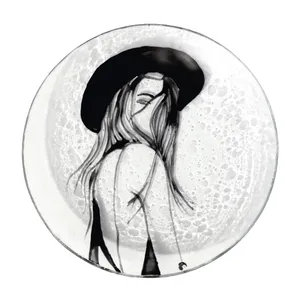 بشقاب شیشه ای پرسناژ طرح دختر  مدل GDG01