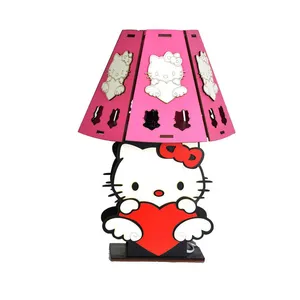 چراغ خواب رومیزی طرح کیتی کد T12