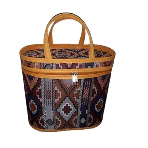 کیف دستی طرح خمره ای سنتی کد 40 سایز متوسط