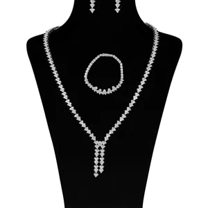 نیم ست نقره اکنو مدل OK2584