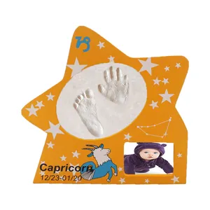 قاب عکس کودک مدل Handprint