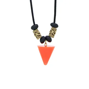 گردنبند رزین زنانه طرح مخروطی کد 1046-p