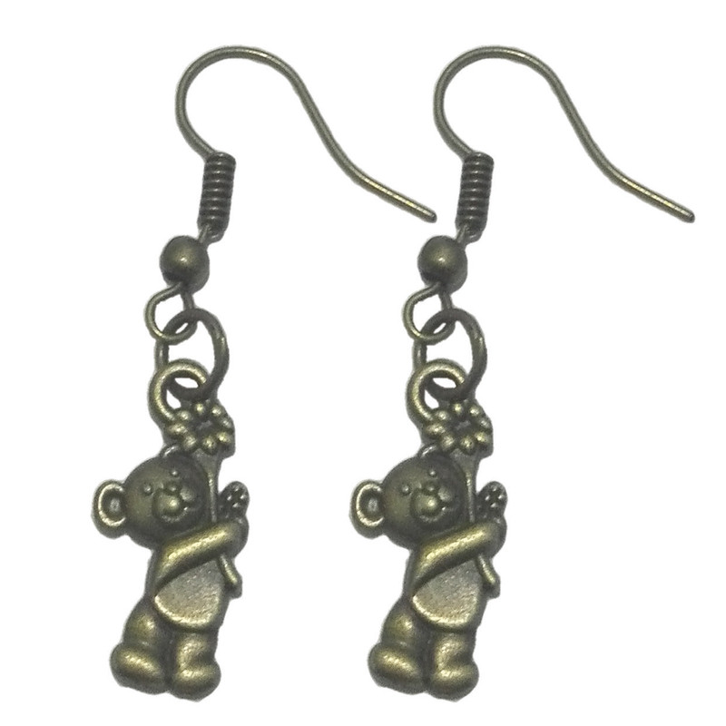 گوشواره طاهر بانو طرح خرس کد 12 تک سایز گوشواره طاهر بانو طرح خرس کد 12 تک سایز