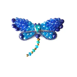 گل سینه جواهردوزی طرح سنجاقک کد AS01 تک سایز