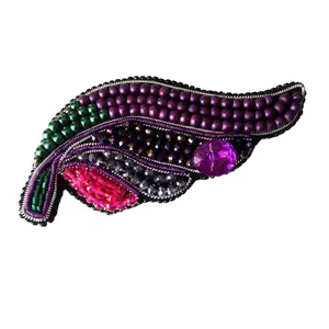 گل سینه جواهردوزی طرح برگ کد AS02 تک سایز