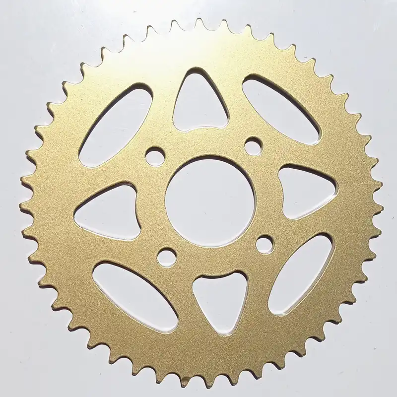 دنده زنجیر عقب موتورسیکلت مدل 45t طرح 4 پیچ مناسب برای تریل روان