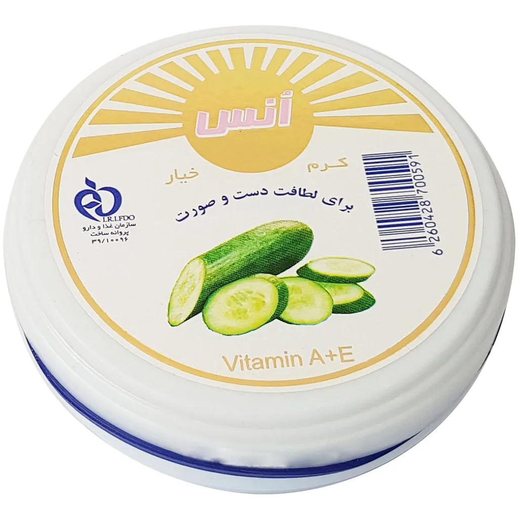 کرم مرطوب کننده انس مدل Cucumber حجم 100 میلی لیتر