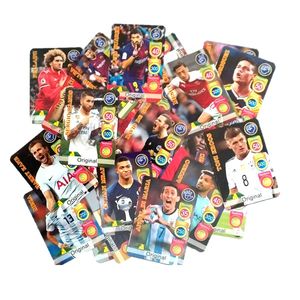 نقد و بررسی کارت بازی فکری طرح فوتبال مدل FIFA WORLD CUP RUS بسته 16 عددی توسط خریداران