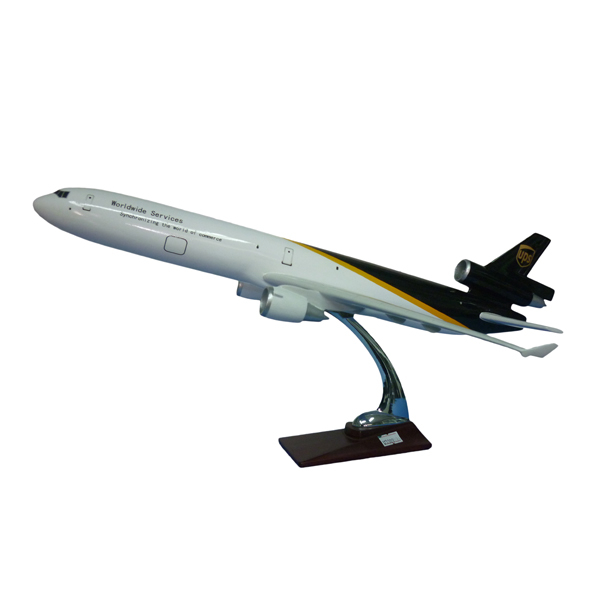 هواپیما طرح ام دی 11 طرح ups