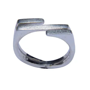 انگشتر نقره زنانه کد 135