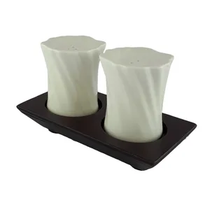 ست نمک و فلفل پاش بی.وی.کی مدل P687906