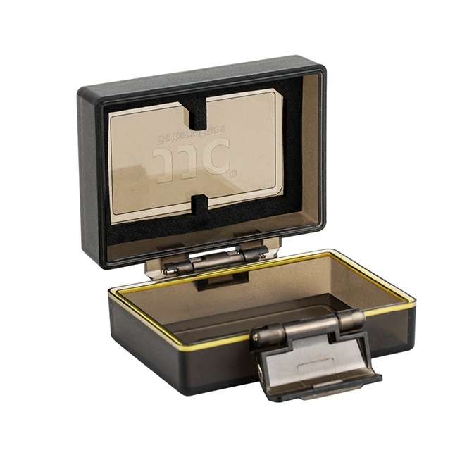 کیف محافظ باتری و کارت حافظه جی جی سی مدل BC-LPE6 مناسب برای دوربین Canon LP-E6 کیف محافظ باتری و کارت حافظه جی جی سی مدل BC-LPE6 مناسب برای دوربین Canon LP-E6