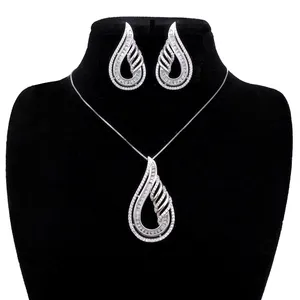 نیم ست نقره زنانه آی جواهر طرح رویال کد 773446NN