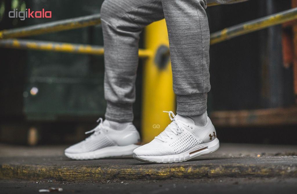 کفش مخصوص پیاده روی مردانه آندر آرمور مدل  HOVR Sonic White Gold