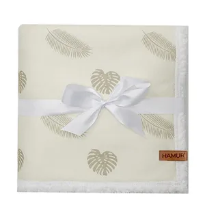 پتو کودک هامور کد 002 طرح برگ سایز 80×100 سانتی متر