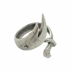 انگشتر مردانه طرح شمشیر کد ES152
