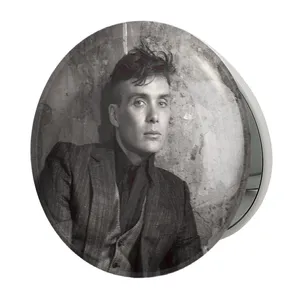 آینه جیبی خندالو طرح کیلین مورفی سریال پیکی بلایندرز Peaky Blinders مدل تاشو کد 4581 