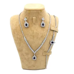 نیم ست  نقره زنانه مدل CHJ987