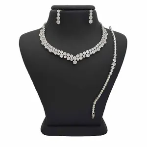 نیم ست نقره زنانه ترمه 1 طرح فلاور کد SE 1034