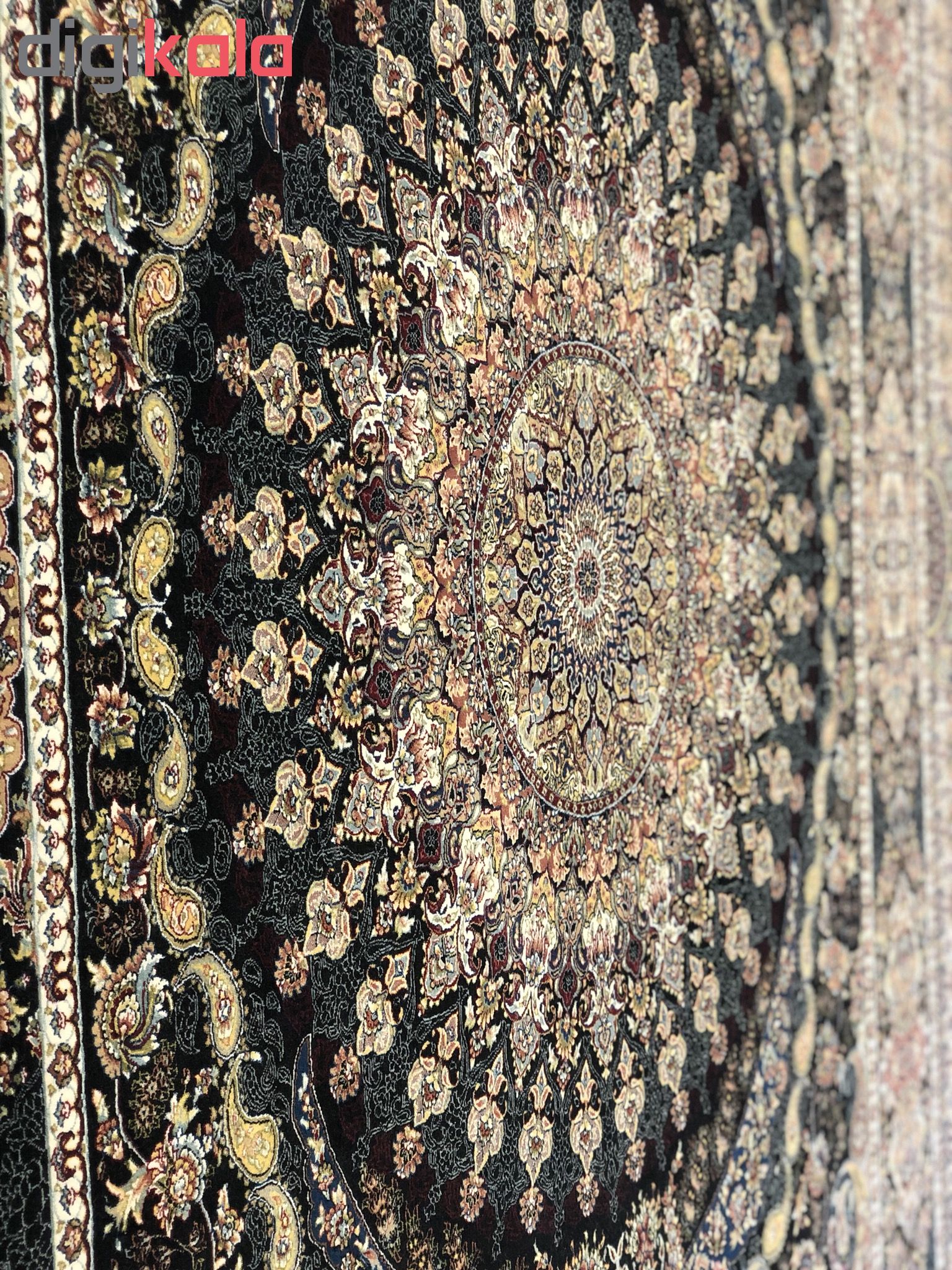 فرش ماشینی ستاره کویر یزد طرح هزار و یک شب زمینه مشکی