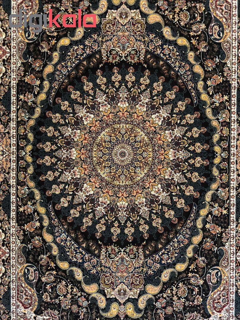 فرش ماشینی ستاره کویر یزد طرح هزار و یک شب زمینه مشکی