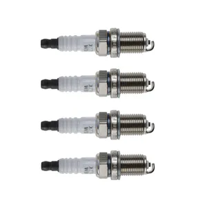 شمع خودرو اکیوم مدل RFC58LZK بسته 4 عددی