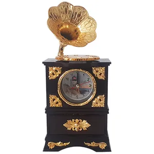 ساعت رومیزی طرح گرامافون کد HX3137
