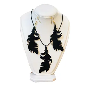 نیم ست زنانه طرح پر کد S17