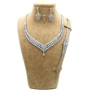 نیم ست نقره زنانه مدلSAJ700