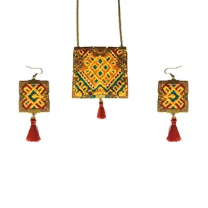 نیم ست زنانه طرح چهار گوش کد N8