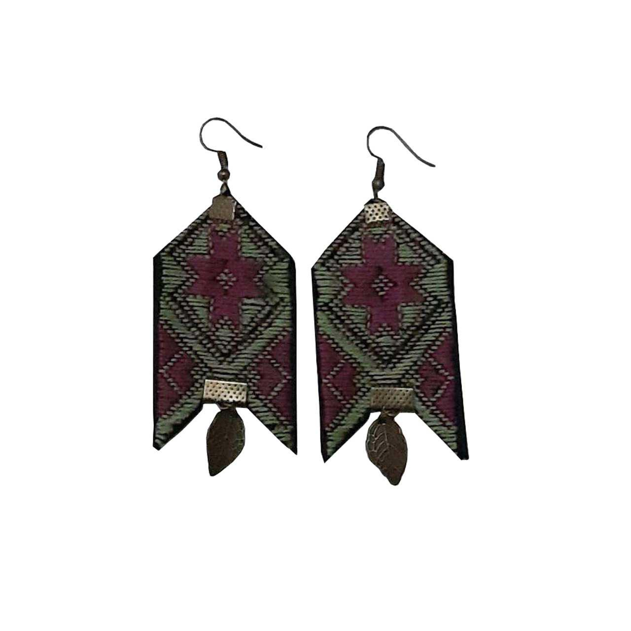 گوشواره سوزن دوزی مدل بلوچ کد 006