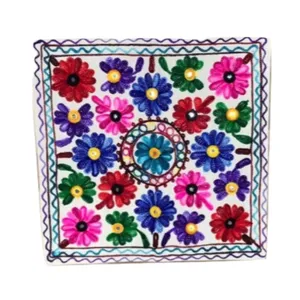کاور کوسن سوزن دوزی طرح گل کد 501