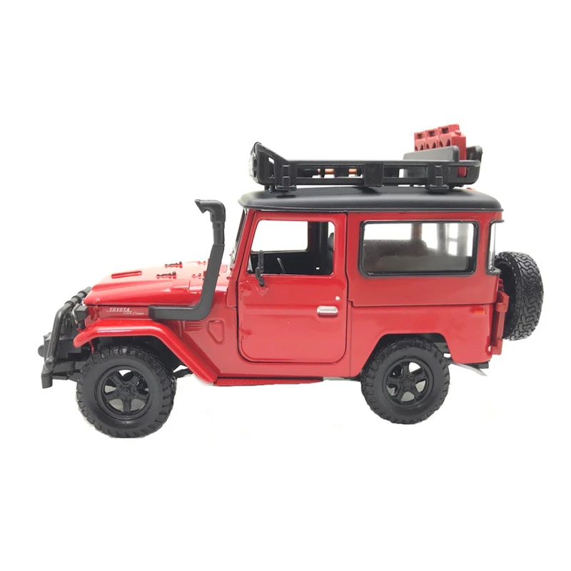 ماشین بازی موتورمکس مدل Toyota FJ40 Land Cruiser