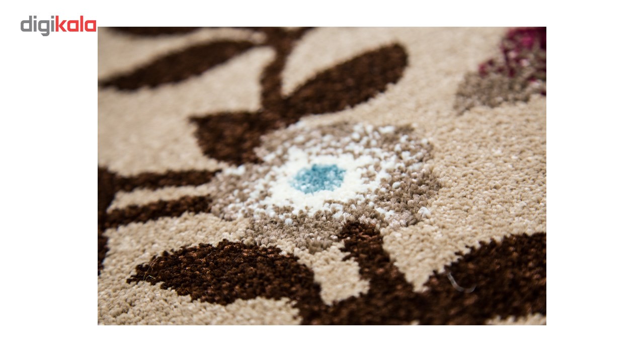 فرش ماشینی ساوین طرح فرنام زمینه شکلاتی