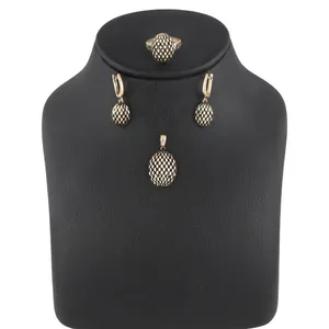 نیم ست طلا 18 عیار زنانه کد G529