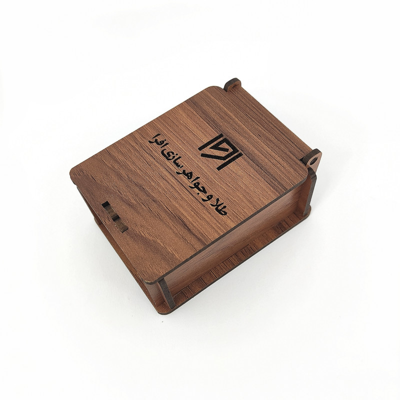 گوشواره طلا 18 عیار زنانه طلا و جواهرسازی افرا مدل لیزری 133