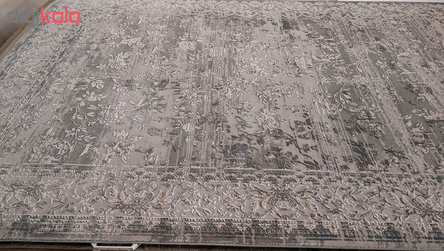 فرش ماشینی زمرد مشهد طرح پتینه کد TA102 زمینه طوسی
