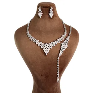 نیم ست نقره زنانه مد و کلاس کد MC-137