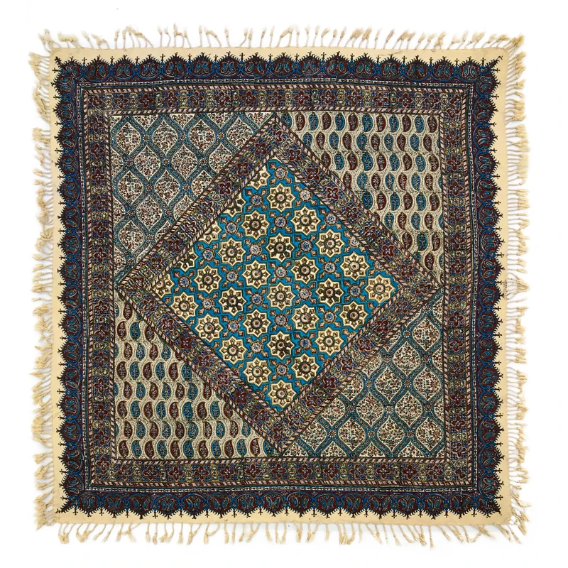 روميزي قلمكار عطريان طرح هندسي كد G324