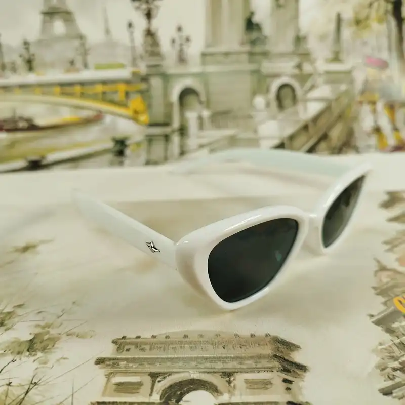 عینک آفتابی بچگانه مدل CH2 کد W