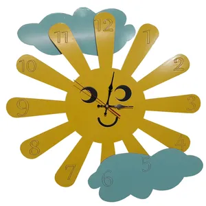 ساعت دیواری کودک طرح خورشید و ابر کد DLL22