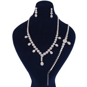 نیم ست نقره زنانه مد و کلاس کد MC-229