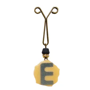 گیره روسری زنانه طرح E کد SC 269