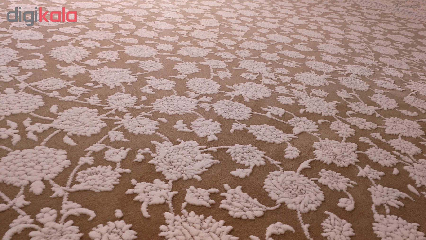 فرش ماشینی زمرد مشهد طرح افشان زمینه کرم شکلاتی
