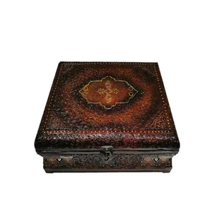 جعبه هدیه چرمی کد 002