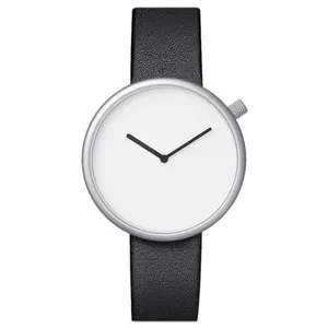 ساعت مچی عقربه ای کد Oren 02